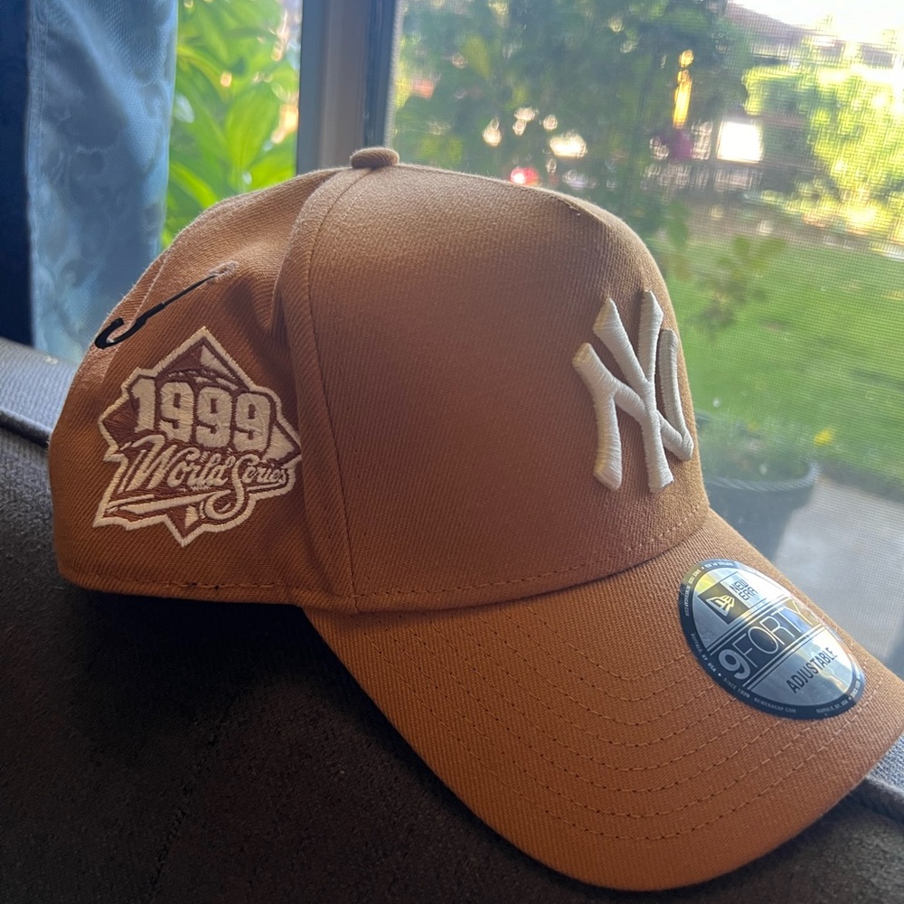 New York Yankees Hate SnapBack - Picture 3 of 3